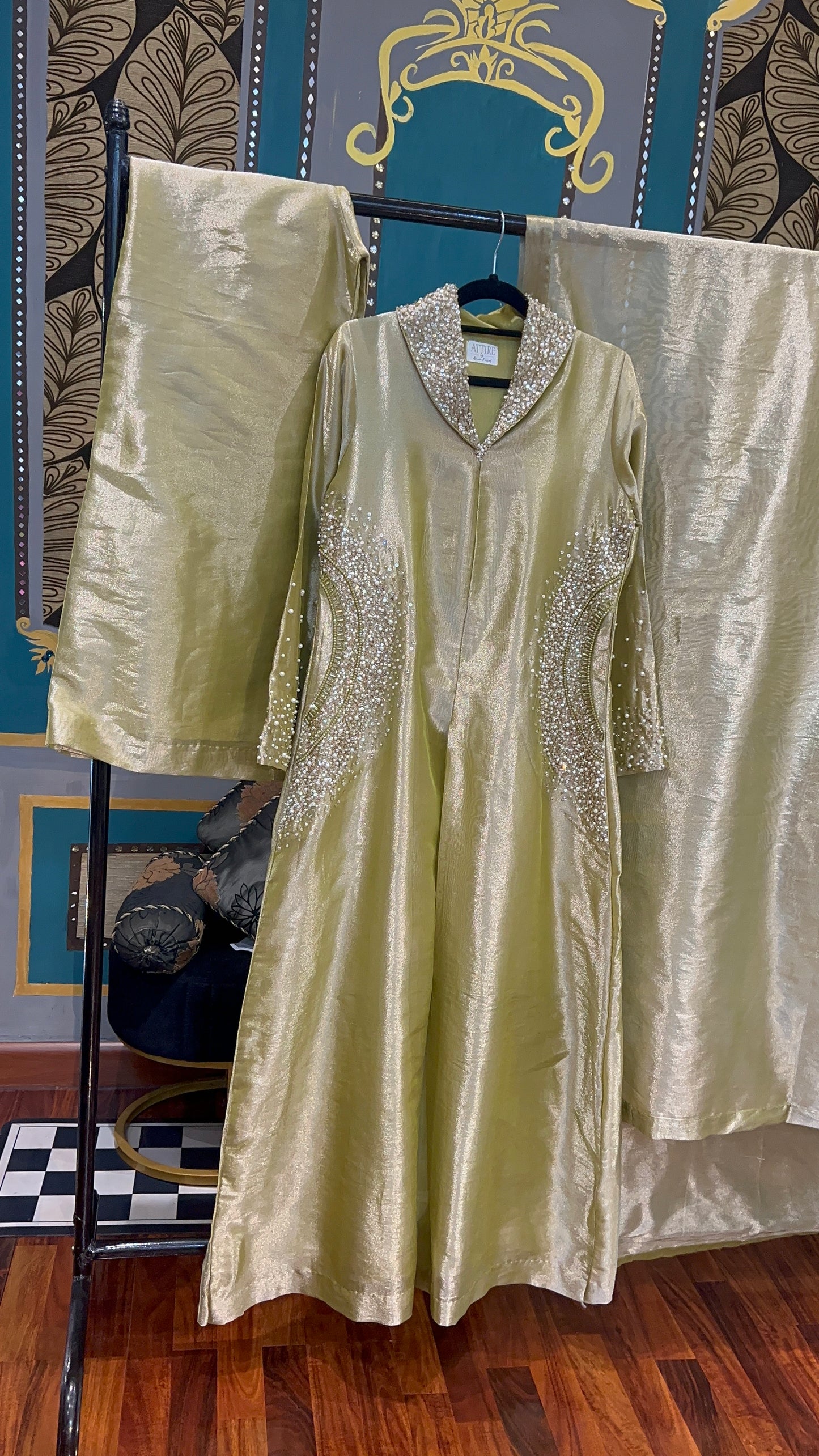 Shimmery Pistachio