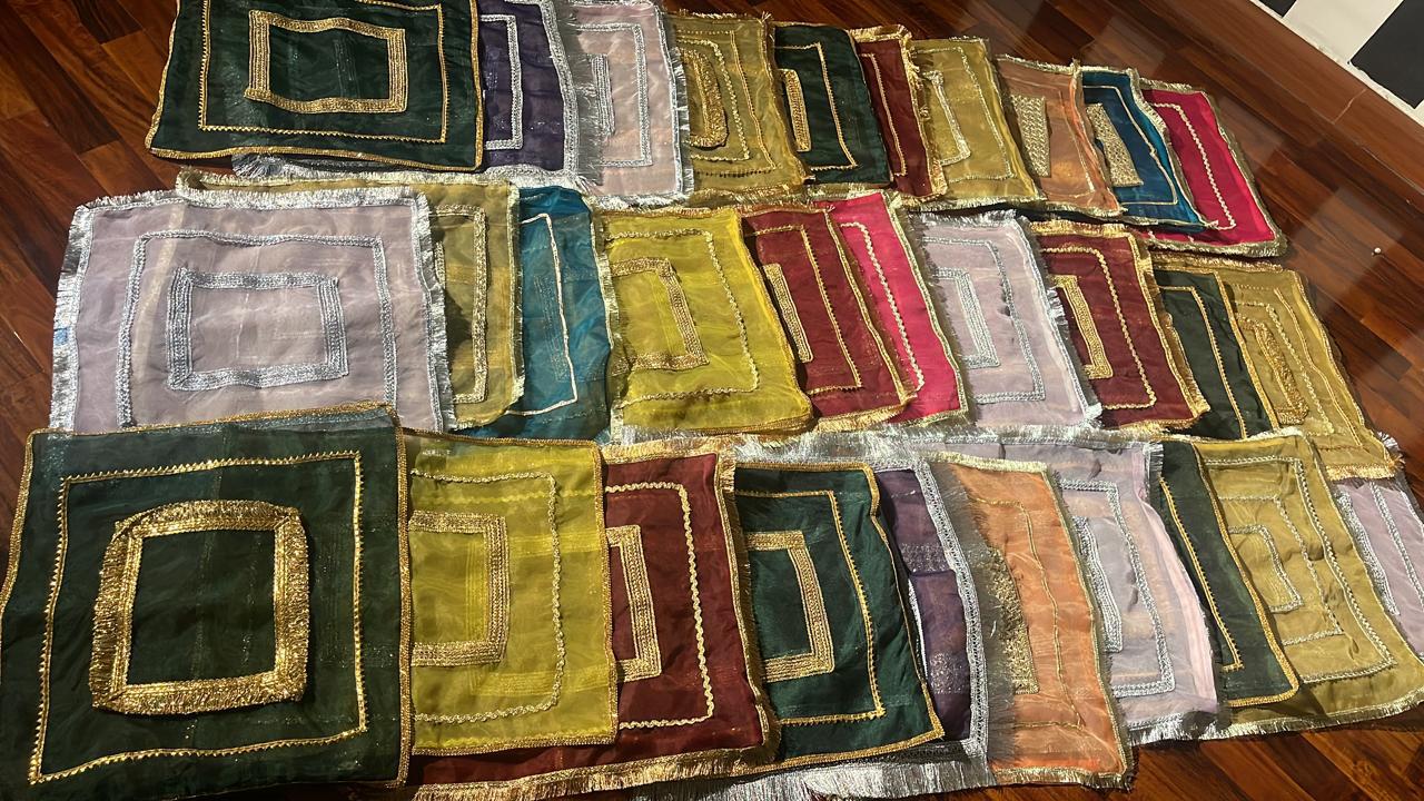 Amber Sheen Bari Bags