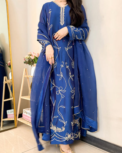 Royal Sapphire Grace
