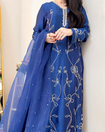 Royal Sapphire Grace