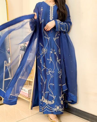 Royal Sapphire Grace