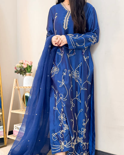 Royal Sapphire Grace